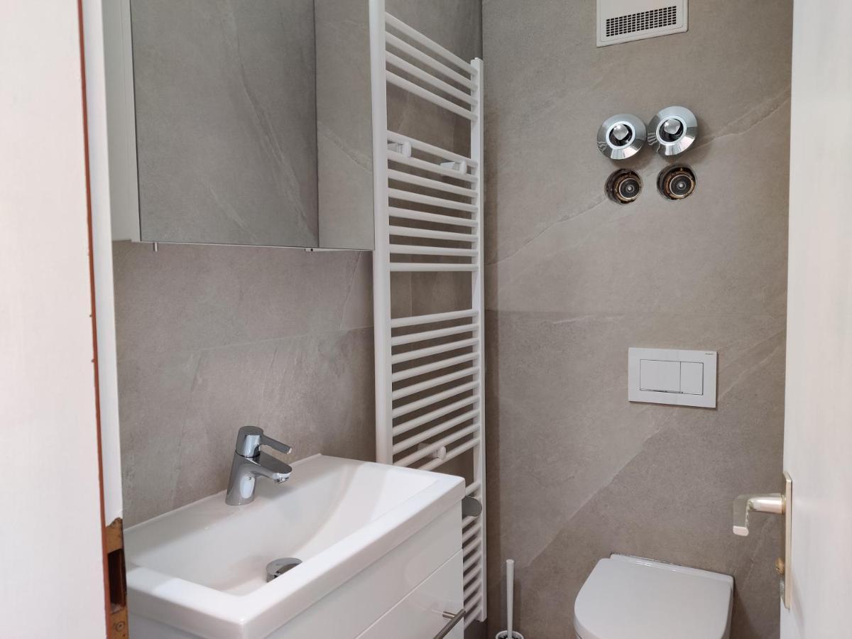 Schicke Wohnung In Stadtnaehe Würzburg Esterno foto