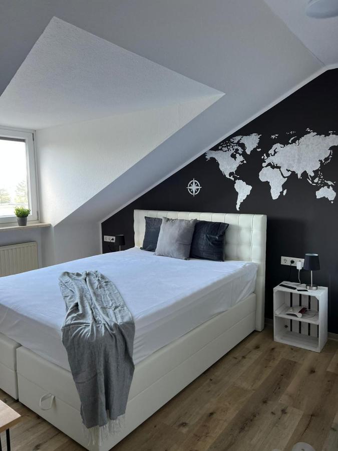 Schicke Wohnung In Stadtnaehe Würzburg Esterno foto