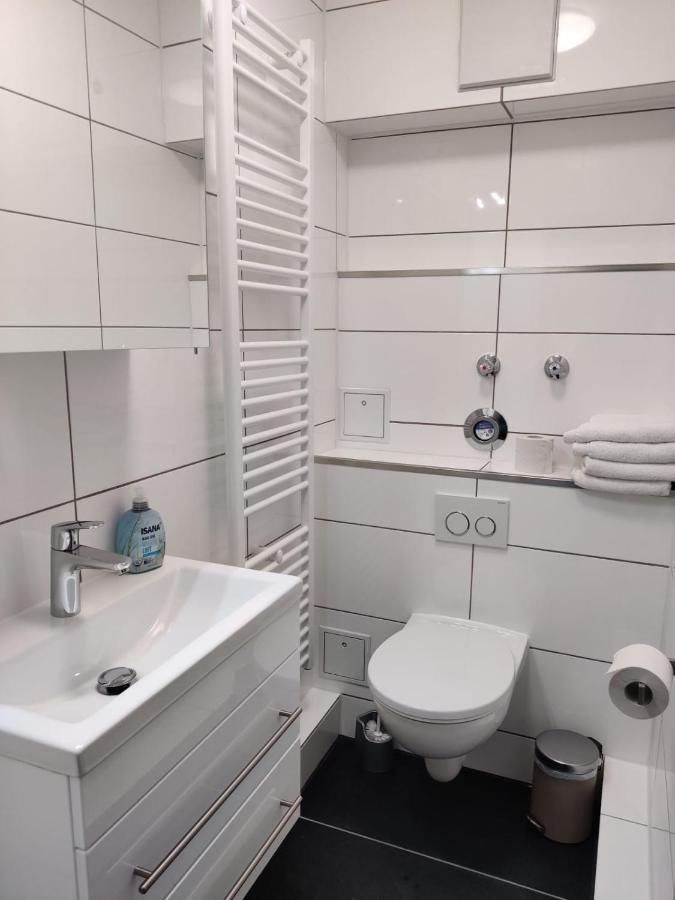 Schicke Wohnung In Stadtnaehe Würzburg Esterno foto