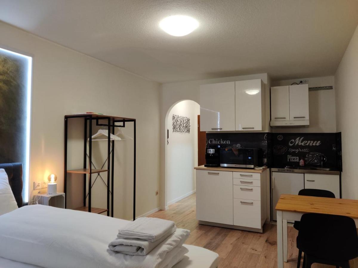 Schicke Wohnung In Stadtnaehe Würzburg Esterno foto