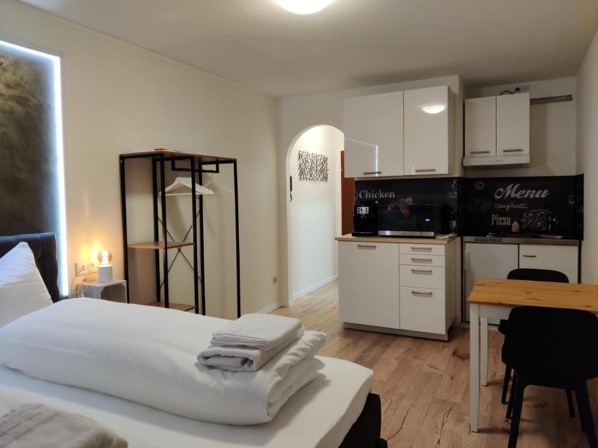 Schicke Wohnung In Stadtnaehe Würzburg Esterno foto