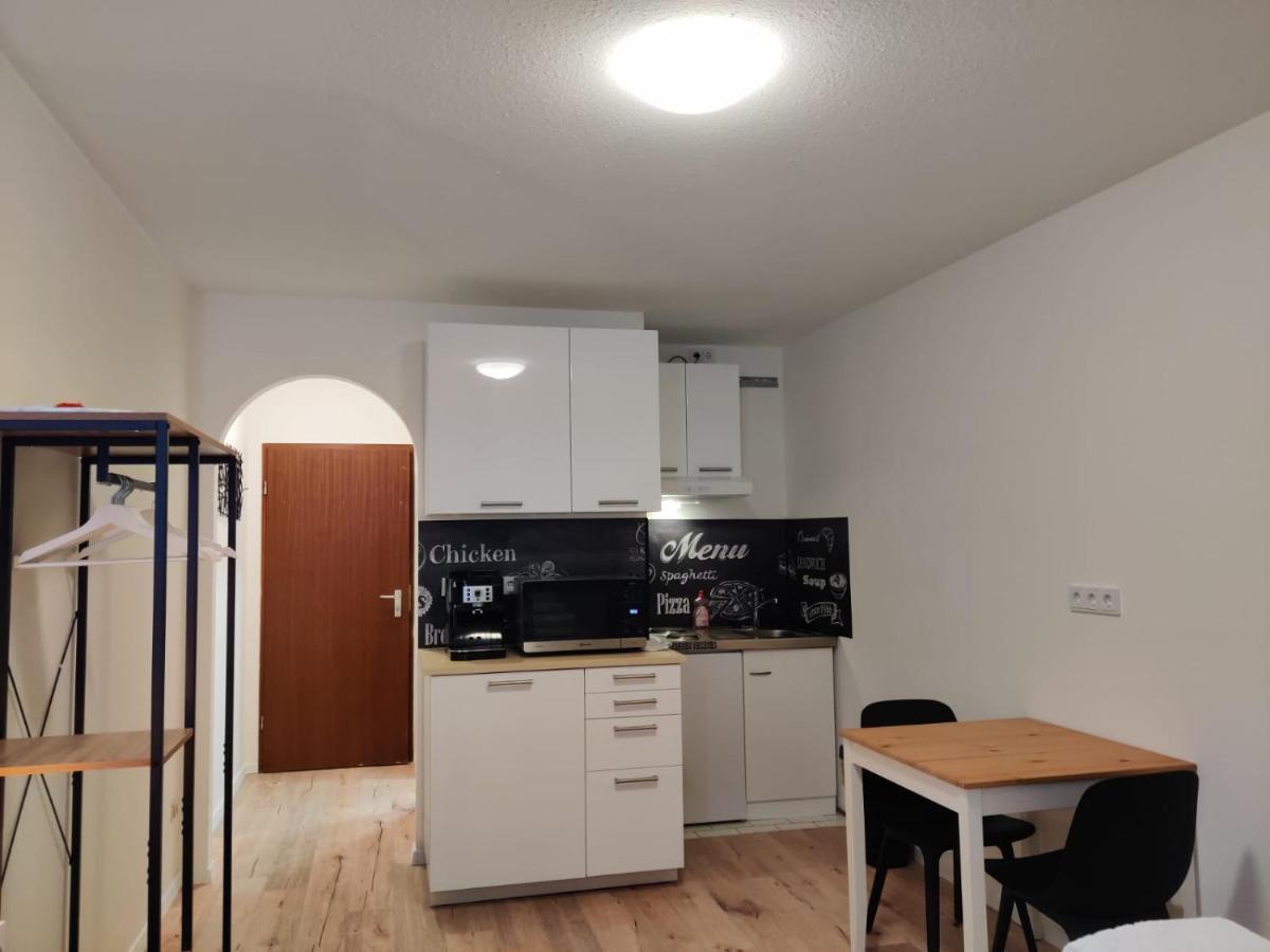 Schicke Wohnung In Stadtnaehe Würzburg Esterno foto