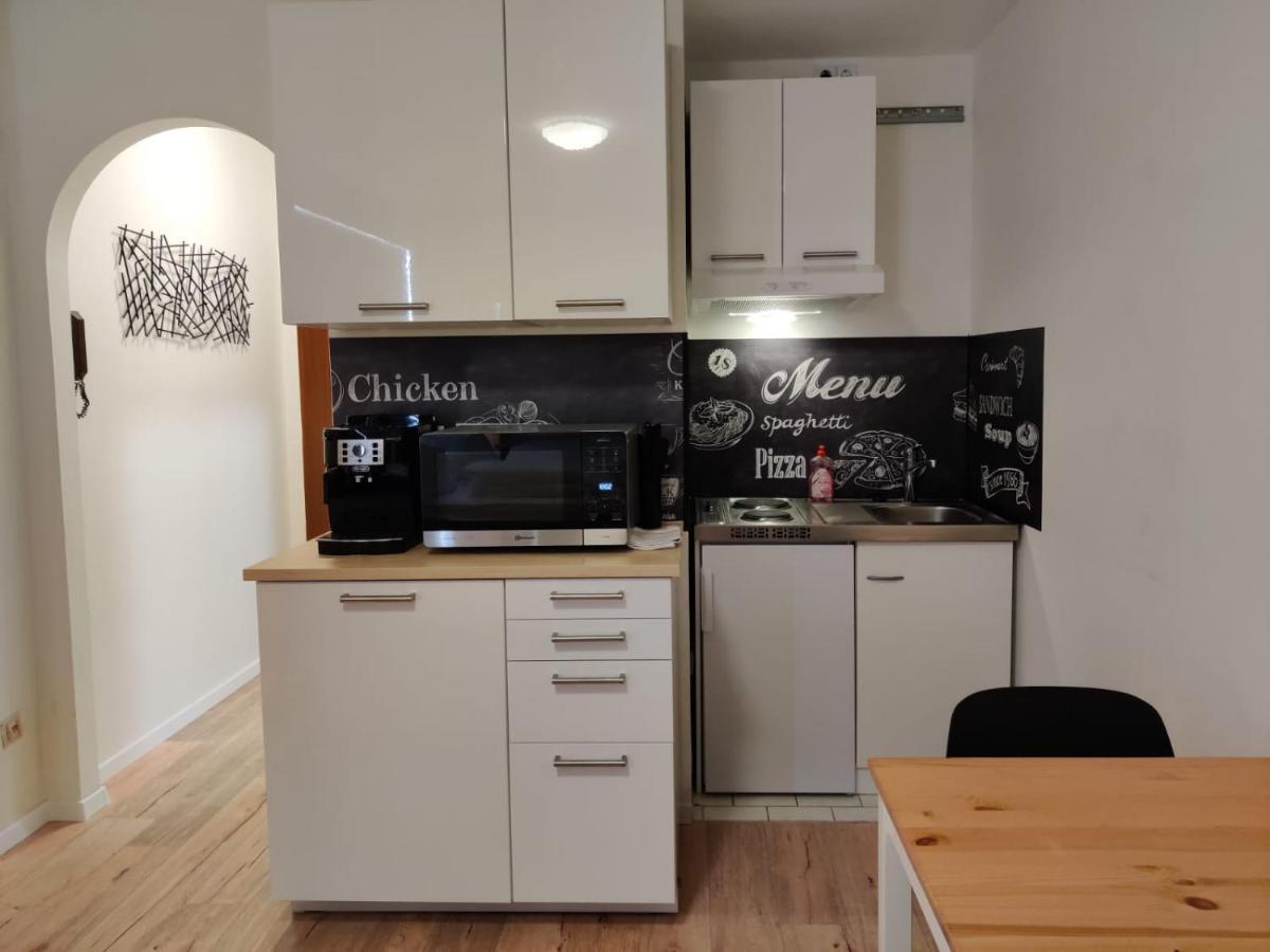 Schicke Wohnung In Stadtnaehe Würzburg Esterno foto